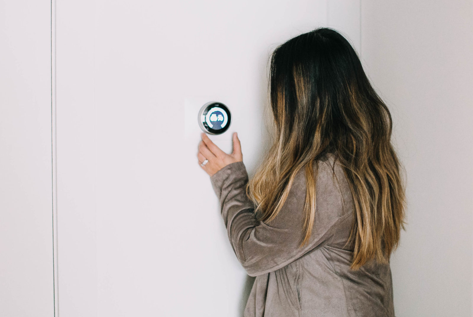 How to Save Energy (and Money) With a Nest Thermostat